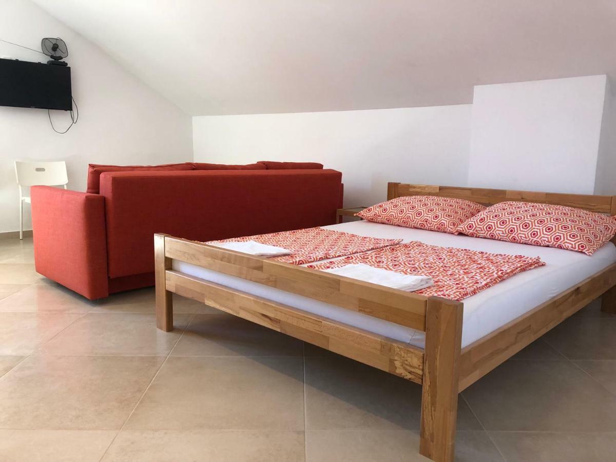 Buga Apartment In Center Of Mali Lošinj Exteriör bild