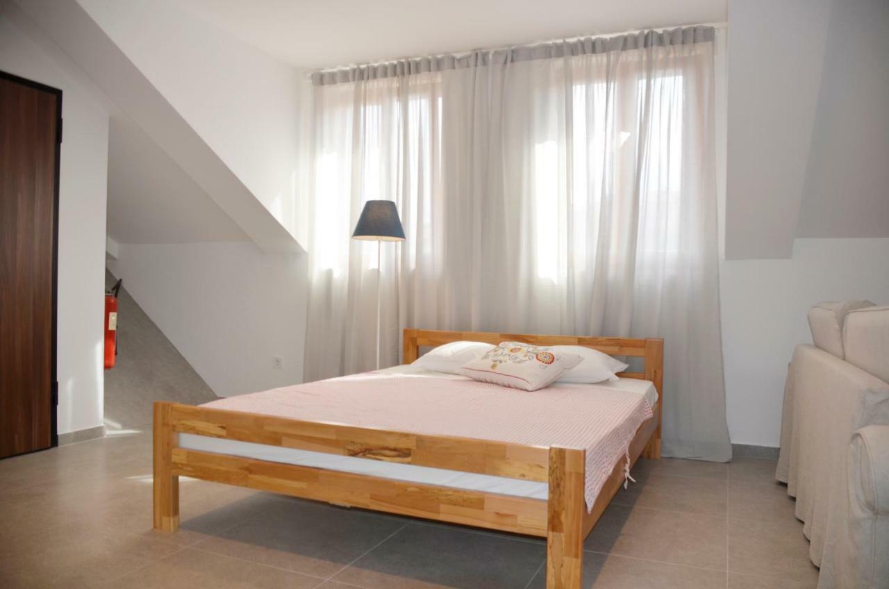 Buga Apartment In Center Of Mali Lošinj Exteriör bild