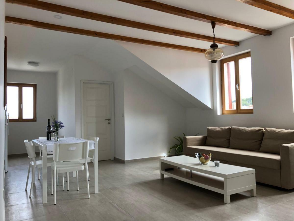 Buga Apartment In Center Of Mali Lošinj Exteriör bild