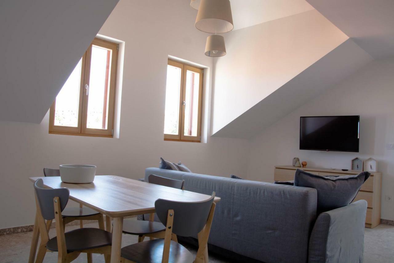 Buga Apartment In Center Of Mali Lošinj Exteriör bild